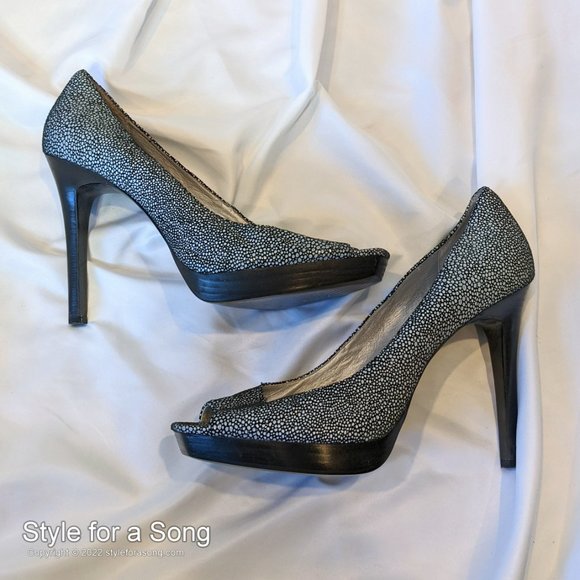 Calvin Klein Cora Black and White Pebble Platform Peep Toe Pumps 9 - Picture 6 of 12